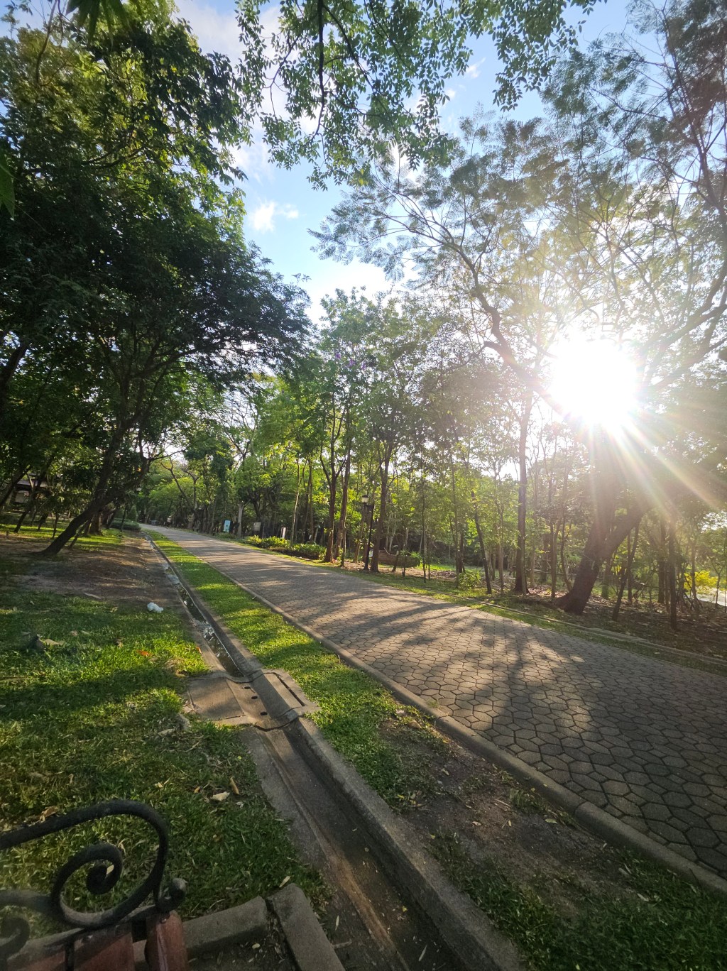 คน ความคิด การตีความ